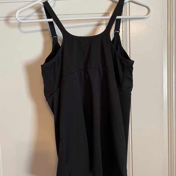 Nursing tank top - never worn - Picture 4 of 5
